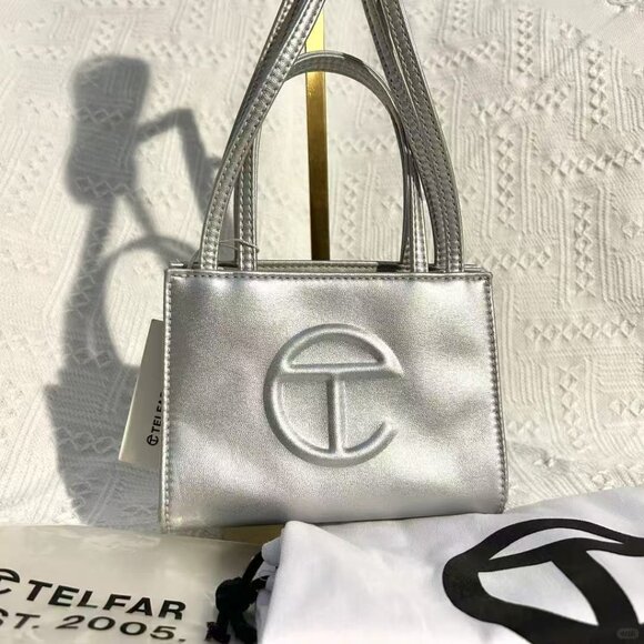 🌹🌹Telfar Shopping Bag Silver New - Picture 1 of 6